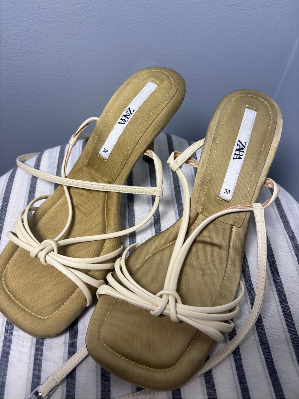 Zara Yellow Strappy Heeled Sandals w/ Padded Insole Size 38 (7.5)